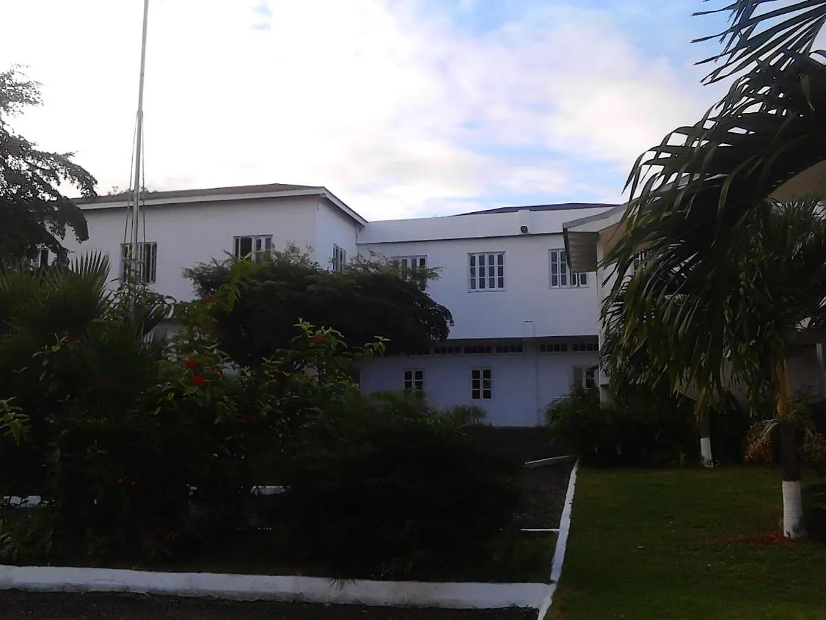 Sea Shell Palms, Ocho Rios Bed & Breakfast
