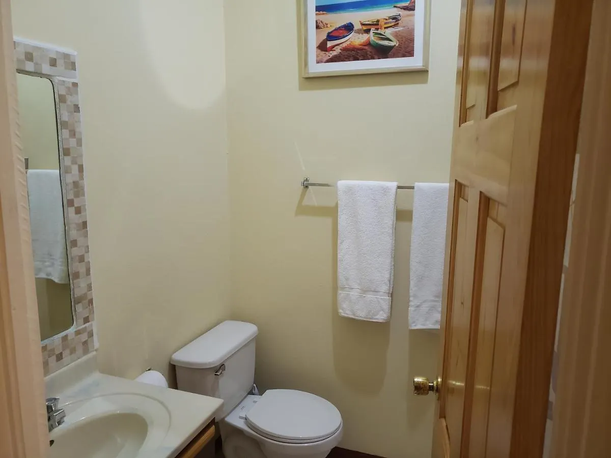 Sea Shell Palms, Ocho Rios Bed & Breakfast 3*,