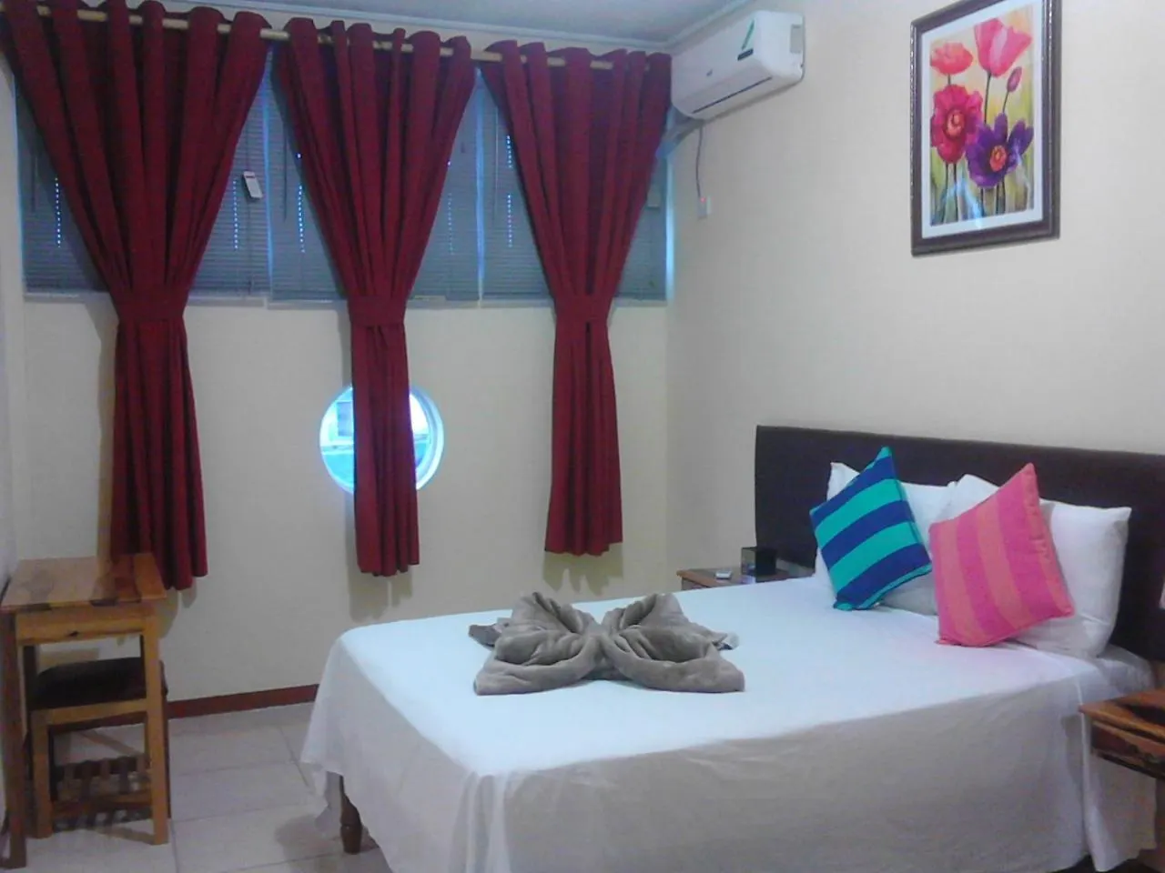 ***  Sea Shell Palms, Ocho Rios Bed & Breakfast Jamaica